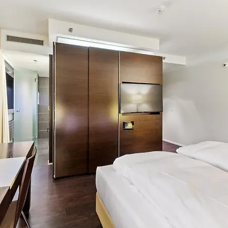 Becozy Self Check-In & Pop-Up Hotel Sihlcity Hotel *