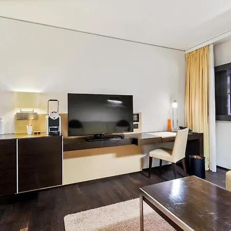 Hotel Becozy Self Check-In & Pop-Up Hotel Sihlcity Zurigo