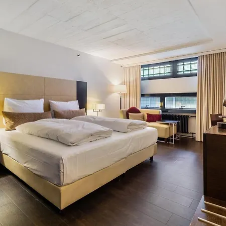 Becozy Self Check-In & Pop-Up Hotel Sihlcity Zurigo
